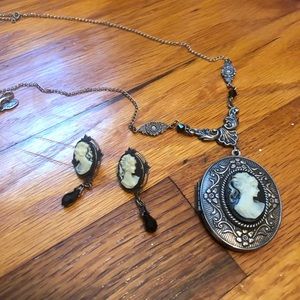 Vintage Reproduction CameoSet(Victorian/Edwardian)